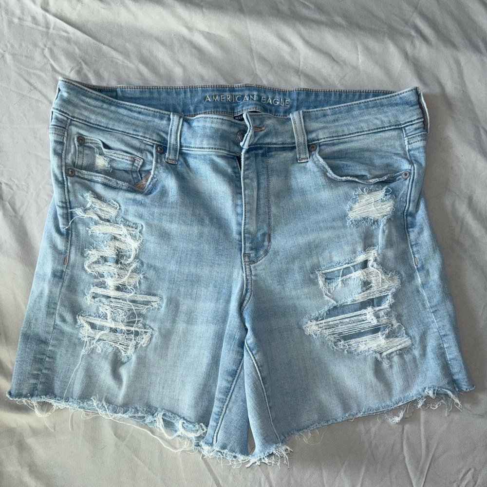 American Eagle Outfitters Light Wash Distressed Jean Shorts